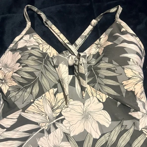 NWOT Seafolly Copacabana Tie Front One Piece size 6 us
